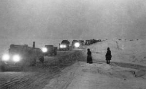Leningrad_convoys-with-supplies